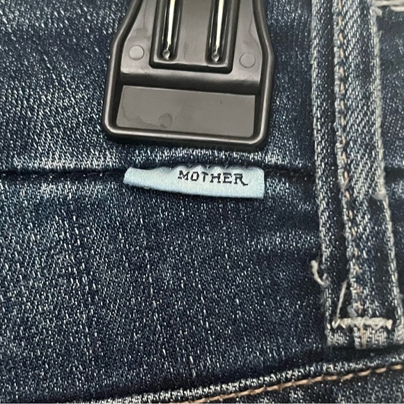 Mother High Waisted Looker Ankle Fray - Picture 3 of 7